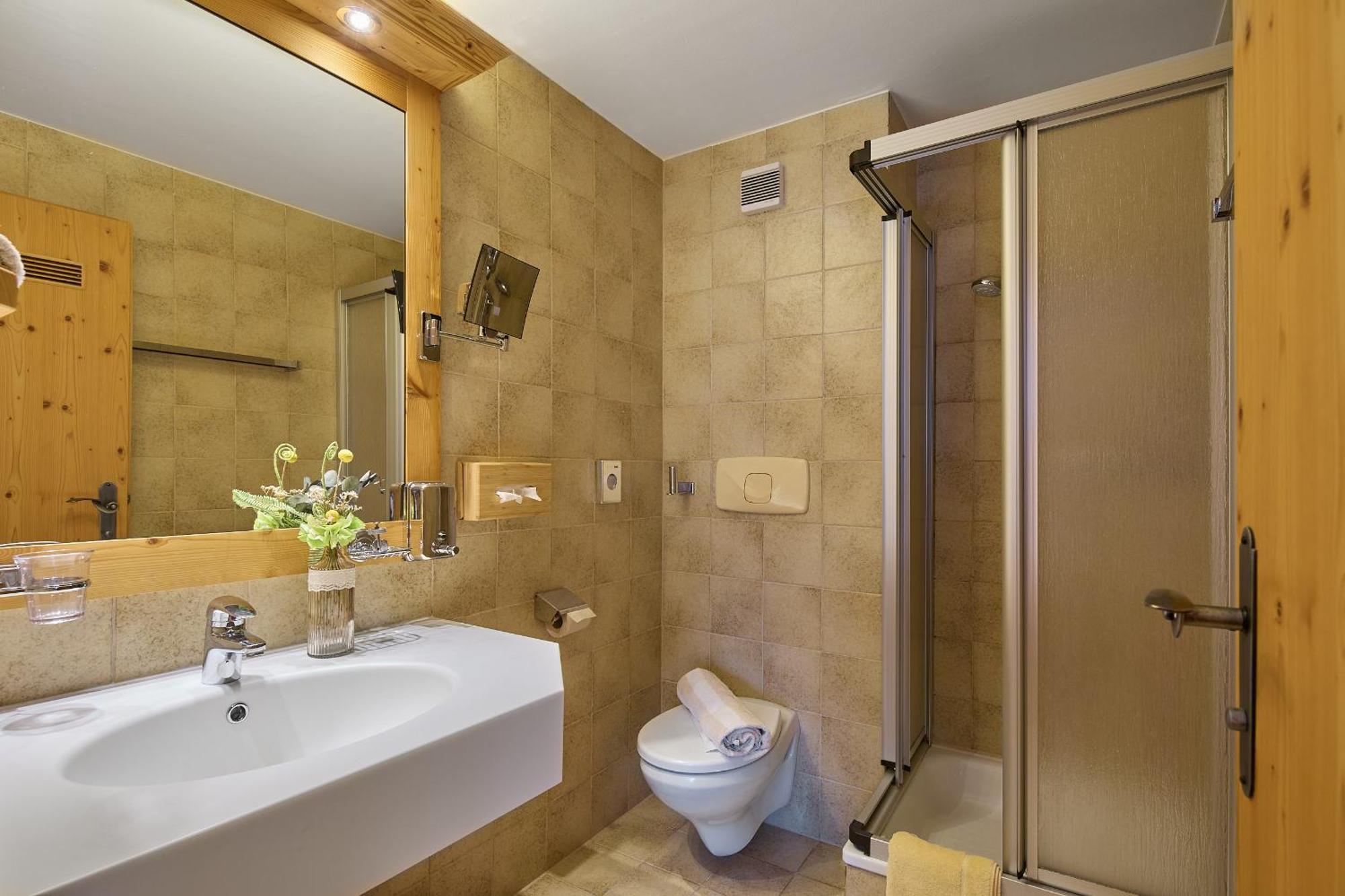 Montafon Moments Hotel Gortipohl Ngoại thất bức ảnh